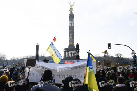 Großdemonstration gegen den Krieg in der Ukraine in Berlin