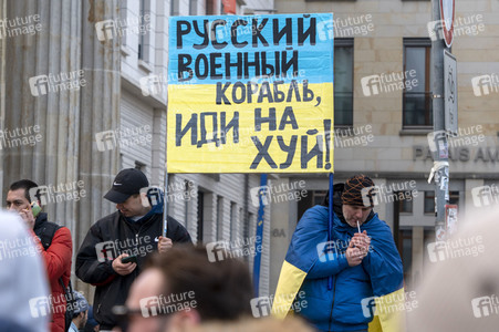 Großdemonstration gegen den Krieg in der Ukraine in Berlin