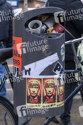 Großdemonstration gegen den Krieg in der Ukraine in Berlin