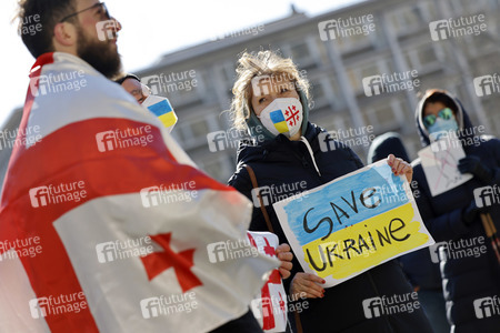 Demonstration gegen den Krieg in der Ukraine in Köln
