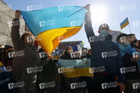 Demonstration gegen den Krieg in der Ukraine in Köln