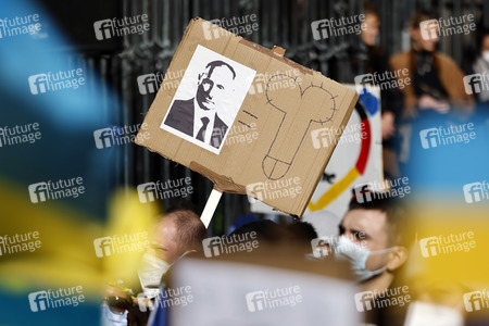 Demonstration gegen den Krieg in der Ukraine in Köln