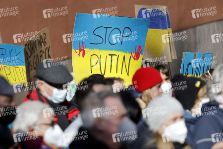 Demonstration gegen den Krieg in der Ukraine in Köln