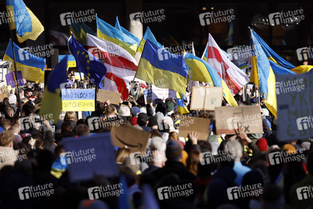 Demonstration gegen den Krieg in der Ukraine in Köln
