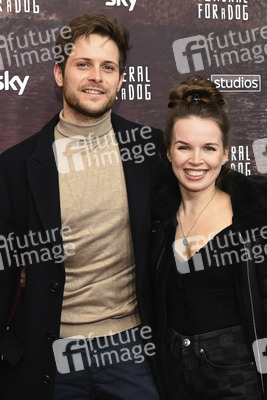 Serienpremiere 'Funeral for a Dog' in München