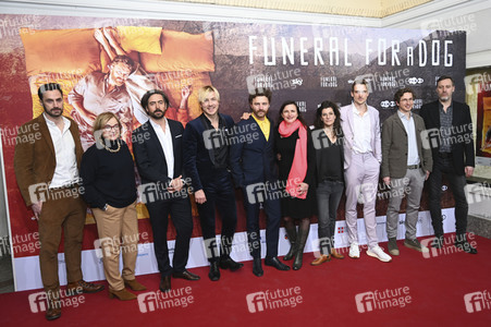 Serienpremiere 'Funeral for a Dog' in München