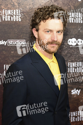 Serienpremiere 'Funeral for a Dog' in München