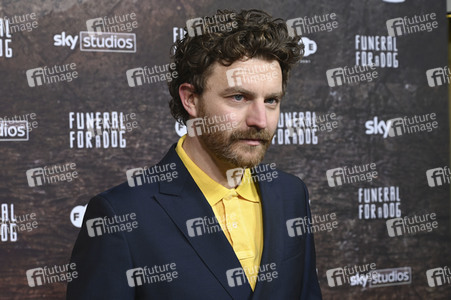 Serienpremiere 'Funeral for a Dog' in München