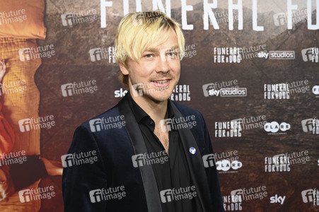 Serienpremiere 'Funeral for a Dog' in München