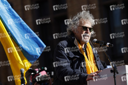 Friedensdemo am Rosenmontag in Köln