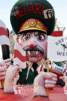 Friedensdemo am Rosenmontag in Köln