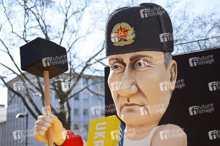 Friedensdemo am Rosenmontag in Köln
