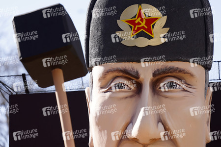 Friedensdemo am Rosenmontag in Köln