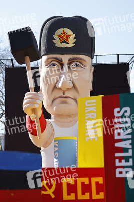 Friedensdemo am Rosenmontag in Köln