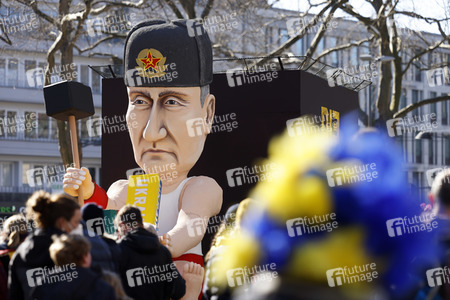 Friedensdemo am Rosenmontag in Köln