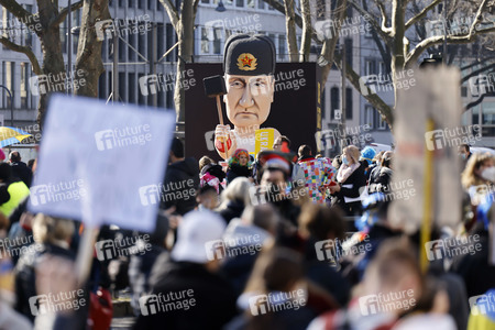 Friedensdemo am Rosenmontag in Köln