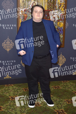 Serienpremiere 'Shining Vale' in Los Angeles