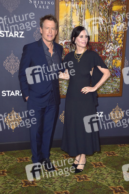 Serienpremiere 'Shining Vale' in Los Angeles