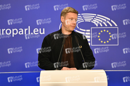 Presskonferenz der Fraktion GUE/NGL im EU-Parlament in Brüssel
