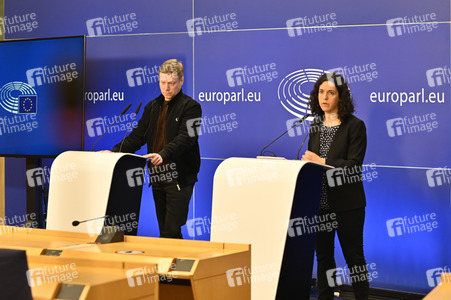 Presskonferenz der Fraktion GUE/NGL im EU-Parlament in Brüssel