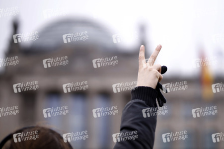 Fridays for Future Demo gegen den Krieg in der Ukraine in Berlin