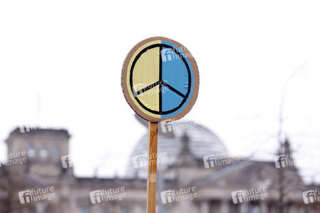 Fridays for Future Demo gegen den Krieg in der Ukraine in Berlin