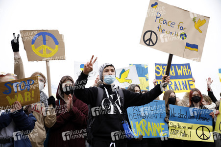 Fridays for Future Demo gegen den Krieg in der Ukraine in Berlin