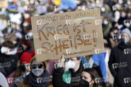 Fridays for Future Demo gegen den Krieg in der Ukraine in Hamburg