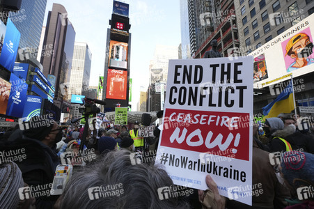 Demonstration gegen ein NATO-Engagement in Europa in New York