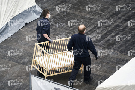 Zeltunterkünfte für ukrainische Flüchtlinge in Hannover