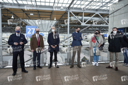 Zeltunterkünfte für ukrainische Flüchtlinge in Hannover