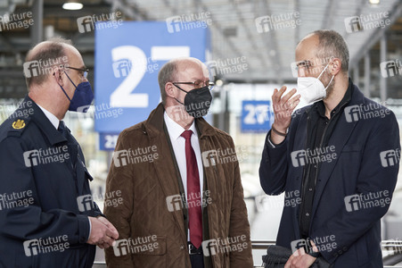 Zeltunterkünfte für ukrainische Flüchtlinge in Hannover