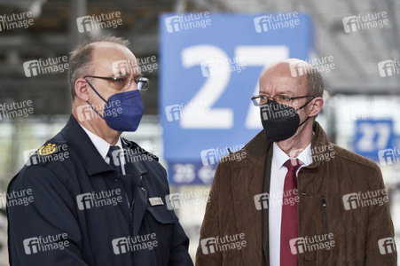 Zeltunterkünfte für ukrainische Flüchtlinge in Hannover