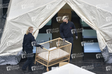 Zeltunterkünfte für ukrainische Flüchtlinge in Hannover