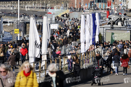 Die Rheinuferpromenade in Düsseldorf.