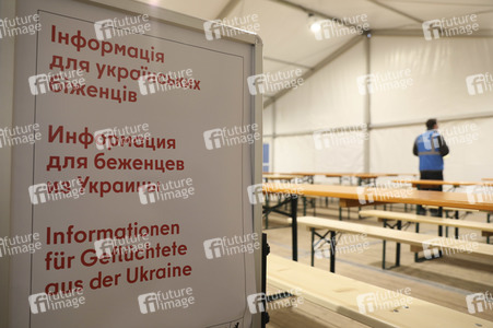 Ankunftszelt für Ukraine-Flüchtlinge in Berlin