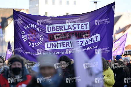 Kita Warnstreik am Weltfrauentag in Nürnberg