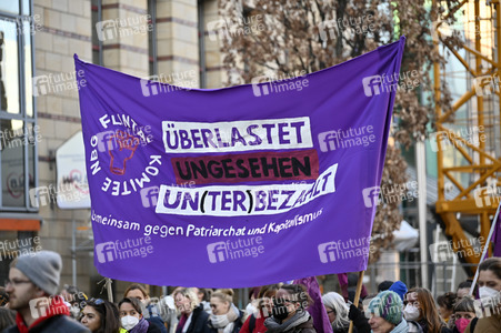 Kita Warnstreik am Weltfrauentag in Nürnberg