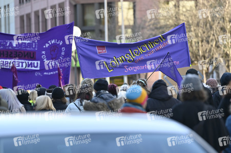 Kita Warnstreik am Weltfrauentag in Nürnberg