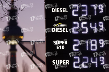Symbolfoto Benzinpreis