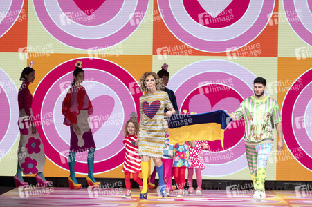 Agatha Ruiz de la Prada Fashion Show auf der 75. Mercedes-Benz Fashion Week Madrid