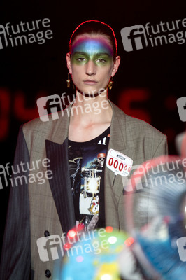 Brian & Beast Fashion Show auf der 75. Mercedes-Benz Fashion Week Madrid