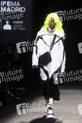 Dominnico Fashion Show auf der 75. Mercedes-Benz Fashion Week Madrid