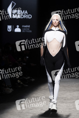 Dominnico Fashion Show auf der 75. Mercedes-Benz Fashion Week Madrid