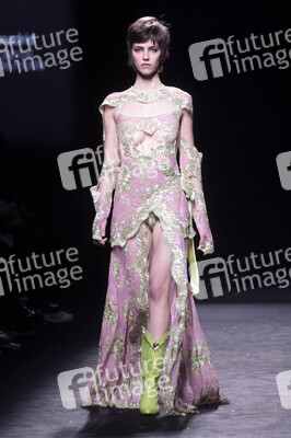 Dominnico Fashion Show auf der 75. Mercedes-Benz Fashion Week Madrid