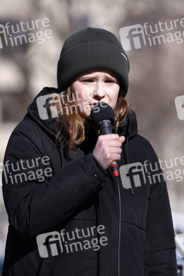 Demonstration gegen den Krieg in der Ukraine und für Klimagerechtigkeit in Berlin