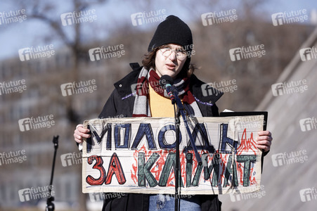 Demonstration gegen den Krieg in der Ukraine und für Klimagerechtigkeit in Berlin