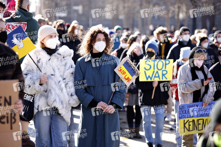 Demonstration gegen den Krieg in der Ukraine und für Klimagerechtigkeit in Berlin