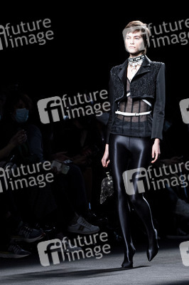 Claro Couture Fashion Show auf der 75. Mercedes-Benz Fashion Week Madrid