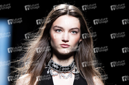 Claro Couture Fashion Show auf der 75. Mercedes-Benz Fashion Week Madrid